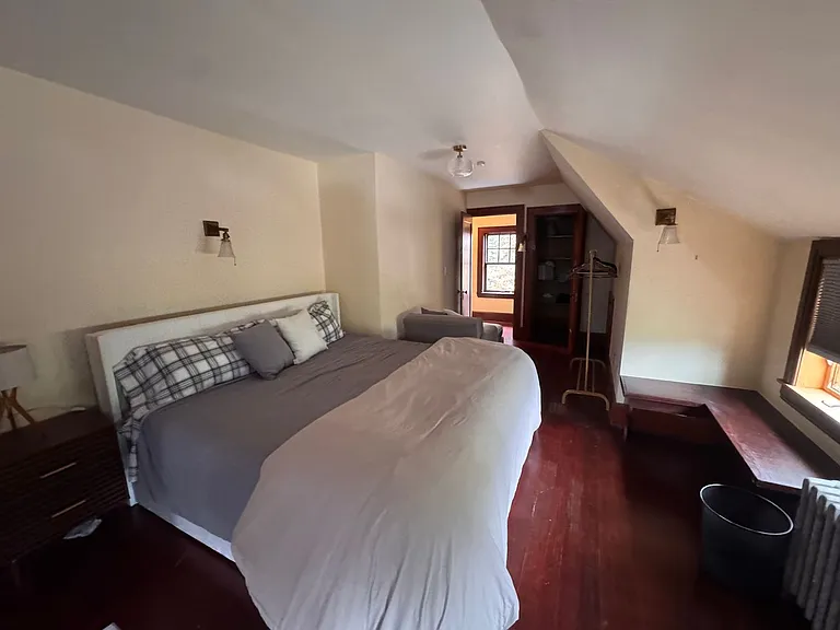 526 Main St — Photo 6