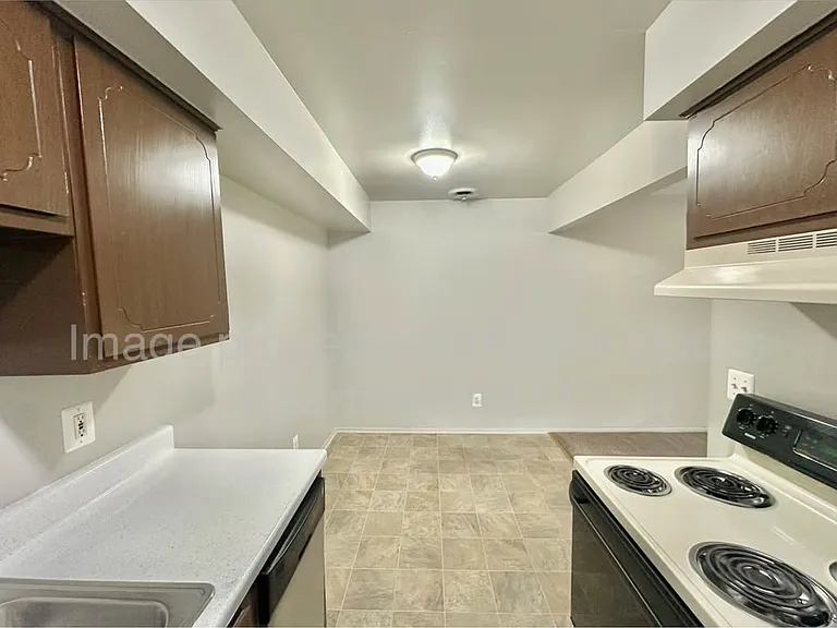 22617 E Twelve Mile Rd #617 — Photo 3