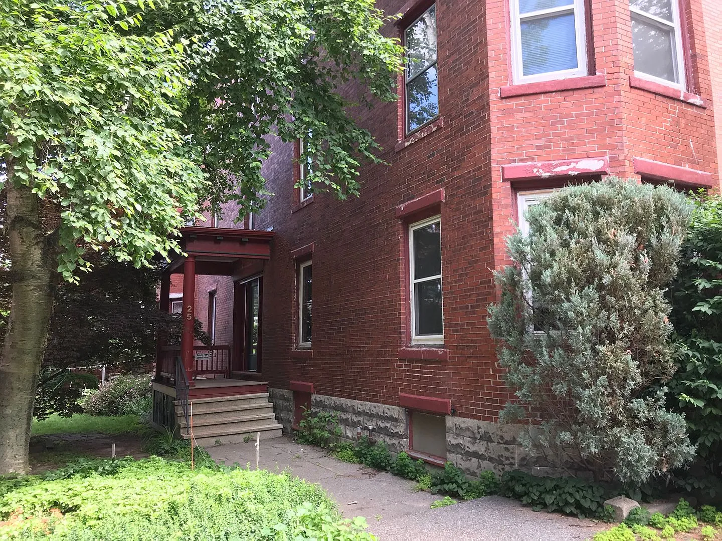 25 Grant Street — Photo 1