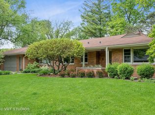 665 Sycamore Ln, Glencoe, IL 60022