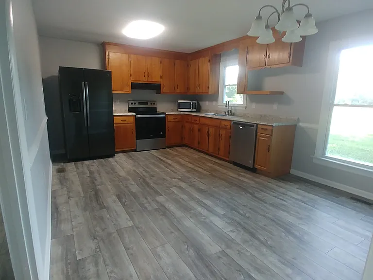 7985 Dabneys Mill Rd — Photo 12