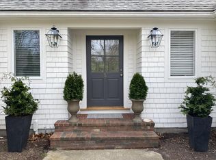 5 Paddock Cir, East Falmouth, MA 02536