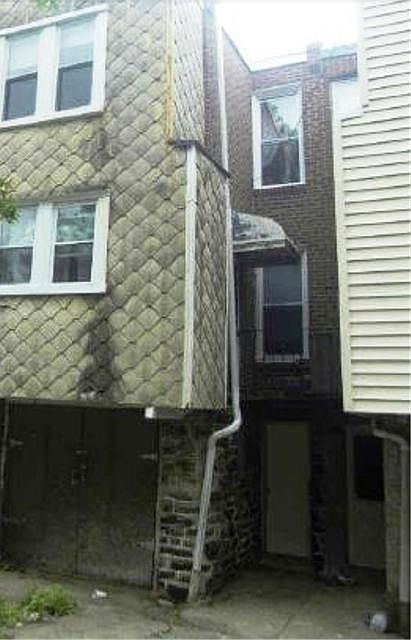 2nd image of 5928 Erdrick St