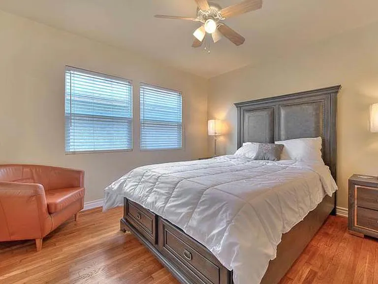 9328 Crenshaw Blvd #1 — Photo 15