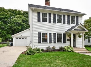 618 Illinois St, Geneva, IL 60134