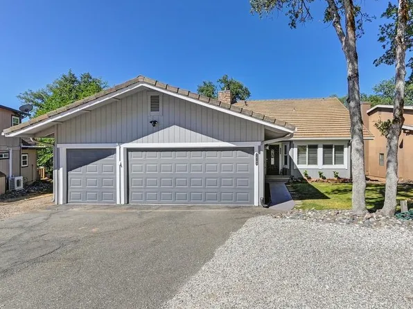 12103 Torrey Pines Dr, Auburn, CA 95602