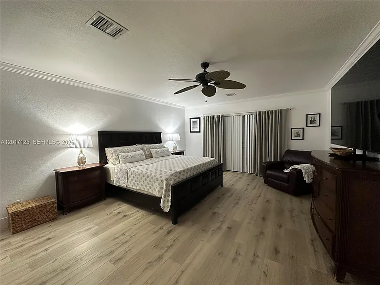 2908 Bayview Dr — Photo 25