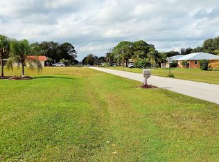 433 Blossom Dr, Sebring, FL 33876