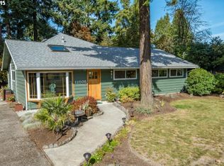 12505 NE Hassalo St, Portland, OR 97230