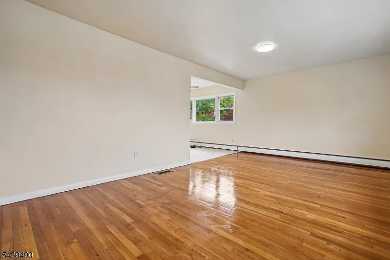 3 bed, 2.0 bath, $2,350 — Photo 4