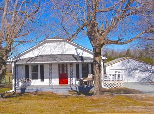 2450 McCray Rd, Burlington, NC 27217