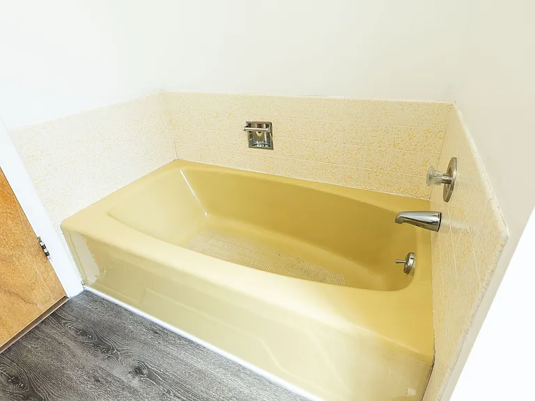 716 S Saturn Ave #1-4 — Photo 15
