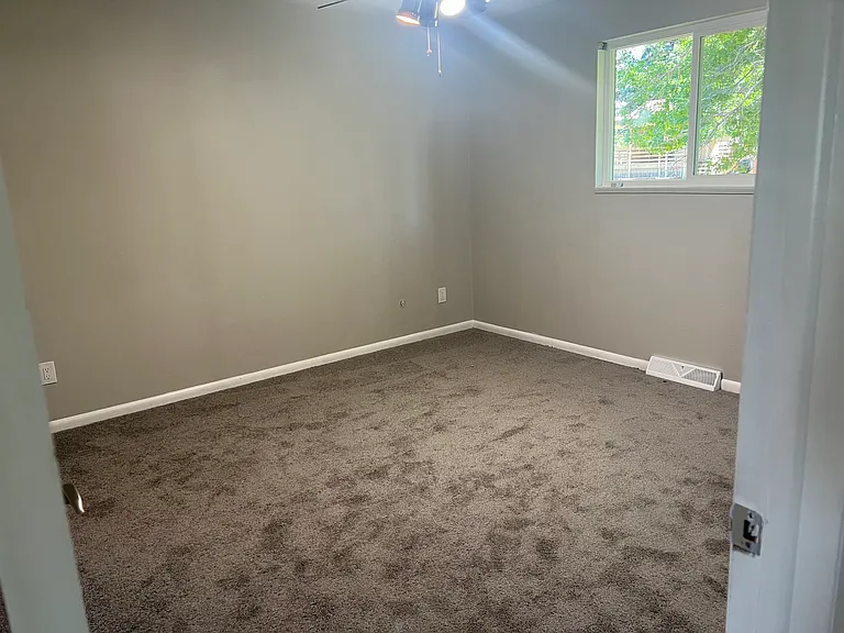 2374 S Kingston St — Photo 12