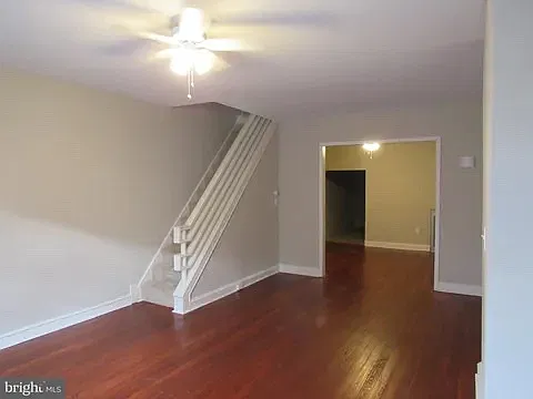 4 bed, 1.5 bath, 1850 sqft, $2,400 — Photo 3