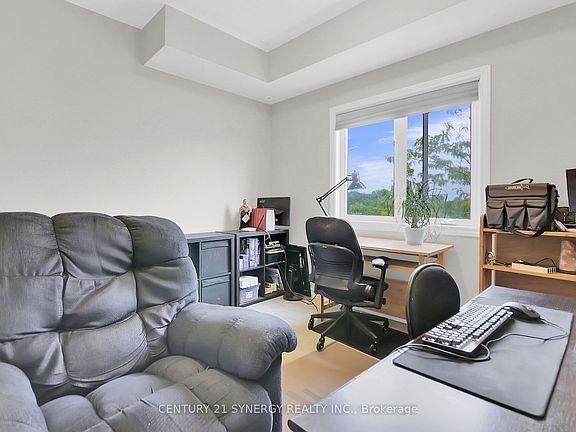 4th image of 145 Oldfield St #C