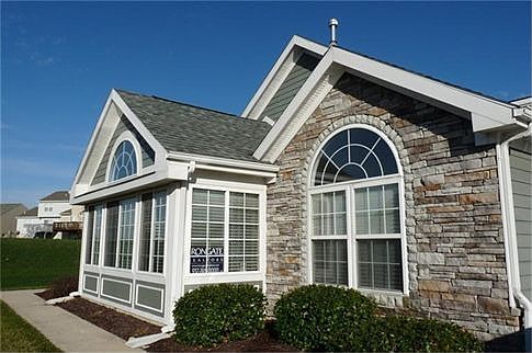1st image of 141 Abbey Dr