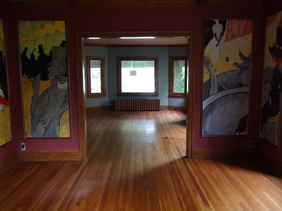 4th image of 205 S East Ave