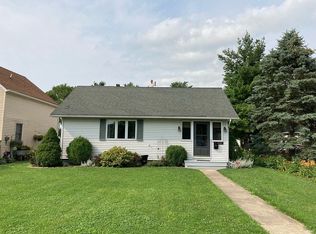 641 W Center St, Paxton, IL 60957