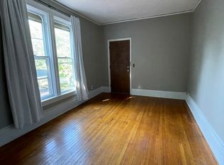 240 Stuart Ave #3, Kalamazoo, MI 49007