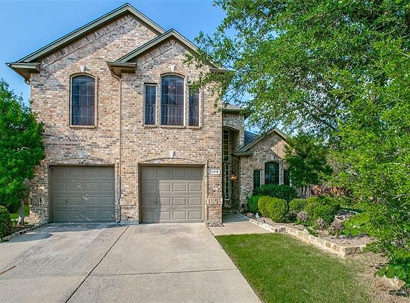 2nd image of 2319 Regina Dr