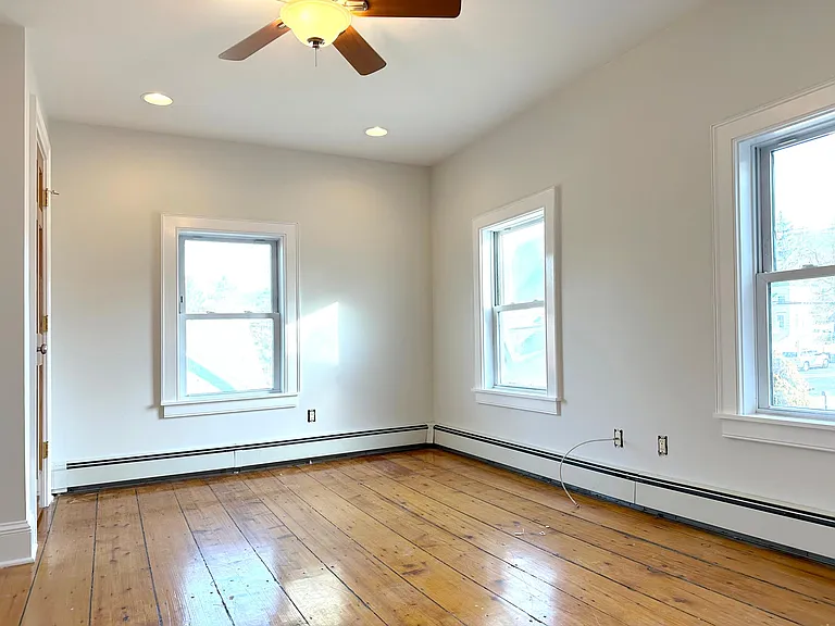 3661 Pleasant Ridge Rd #B — Photo 10