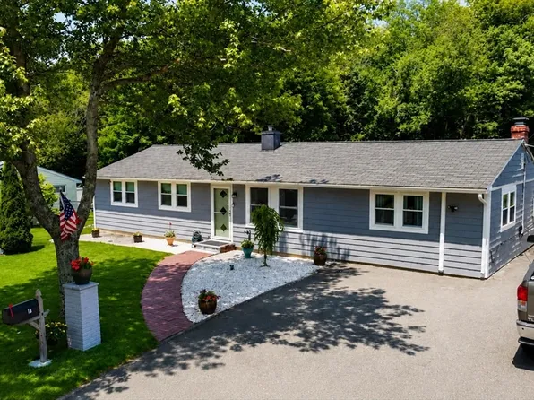 19 Porter Rd, Bellingham, MA 02019