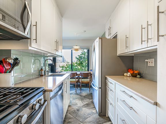 4th image of 33-55 14th St APT 6A