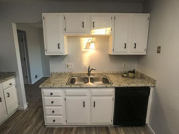 3rd image of 1398 Sigfrid St E #1398