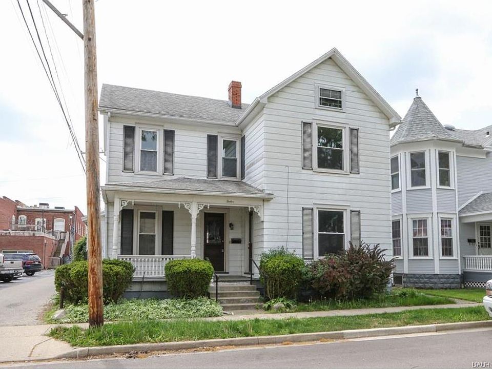 1st image of 12 E Walnut St