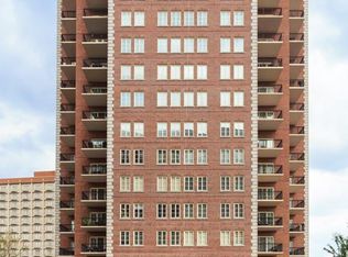 150 Carondelet Plz UNIT 202, Saint Louis, MO 63105