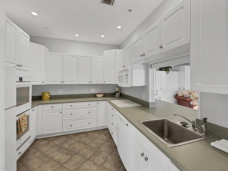 20 Whispering Sands Dr #903 — Photo 38