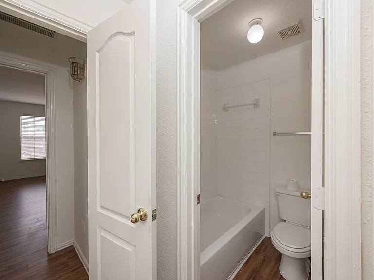 3103 Kingsbury Dr — Photo 27
