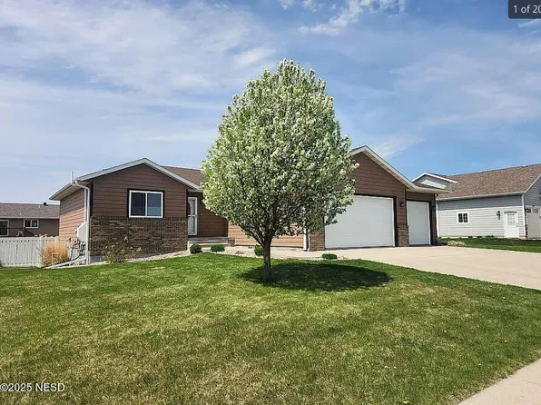 2314 17th Ave S, Brookings, SD 57006