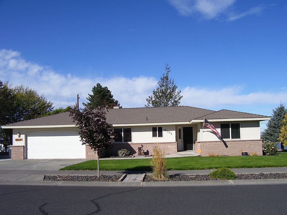 1st image of 2104 S Crestmont Dr
