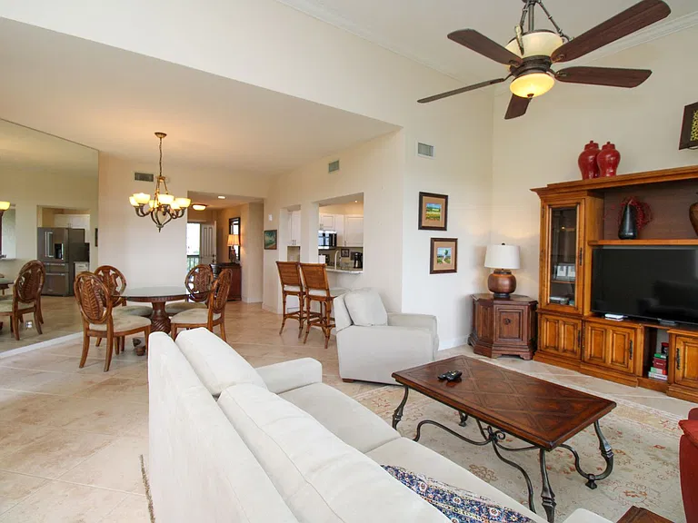 7024 Pelican Bay Blvd #F-504 — Photo 41