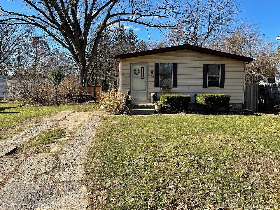 1st image of 21415 Hamilton Ave