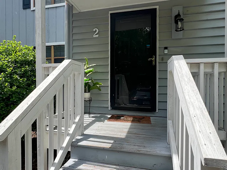 2 Willow Bridge Dr #2 — Photo 2