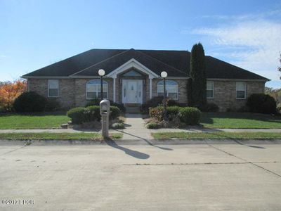 2 Coronado Dr, Centralia, IL, 62801