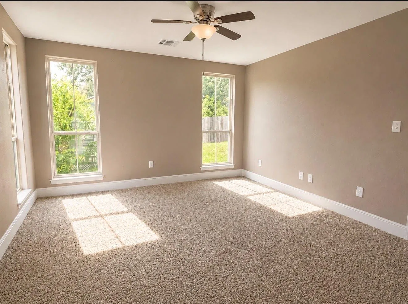 3 bed, 2.0 bath, 1486 sqft, $1,800 — Photo 4