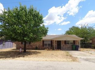 1002 N Miller St, Decatur, TX 76234