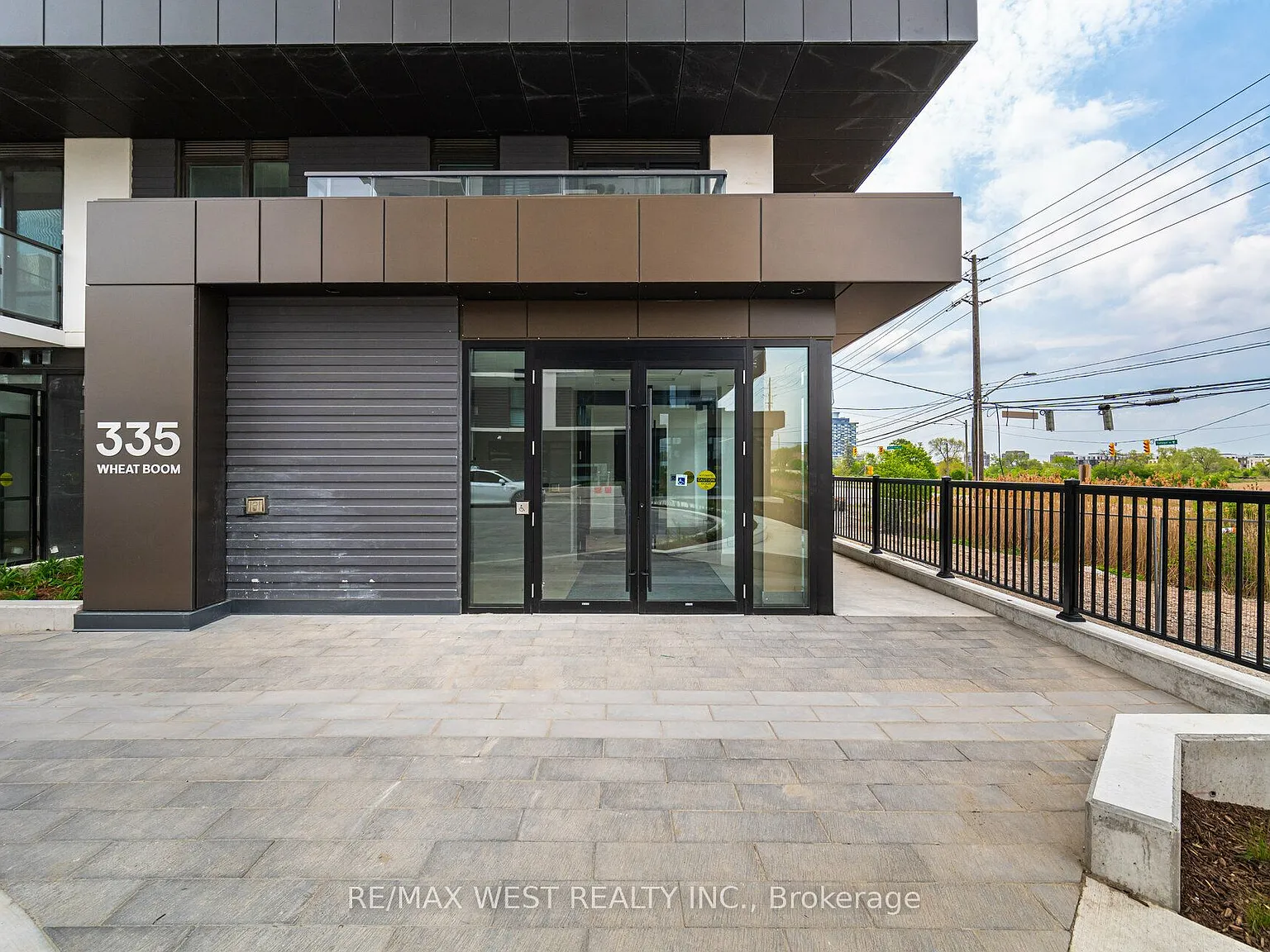 2 bed, $2,300 — Photo 4