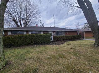 7051 Bascombe Dr, Dayton, OH 45424