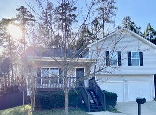 221 Remington Ct, Dallas, GA 30132