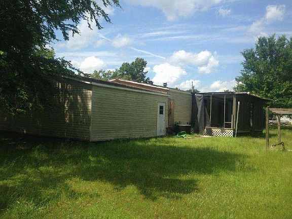 2nd image of 121 Victoria Dr