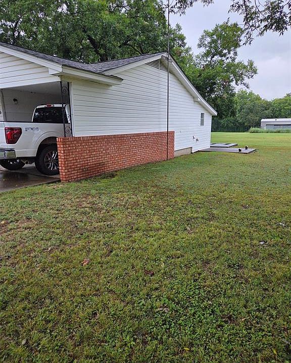 2nd image of 1505 Pastusek Ave