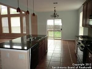 5th image of 20402 Cliff Park