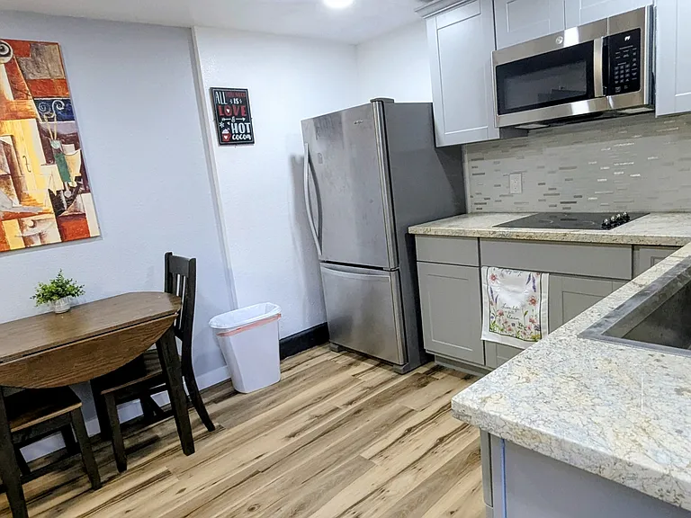 527 S Bryant St #2 — Photo 10