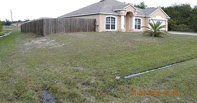 1st image of 452 SW Kestor Dr