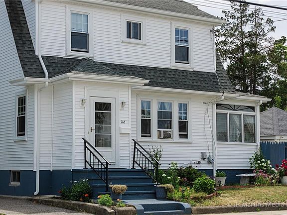 2nd image of 146 Garden St