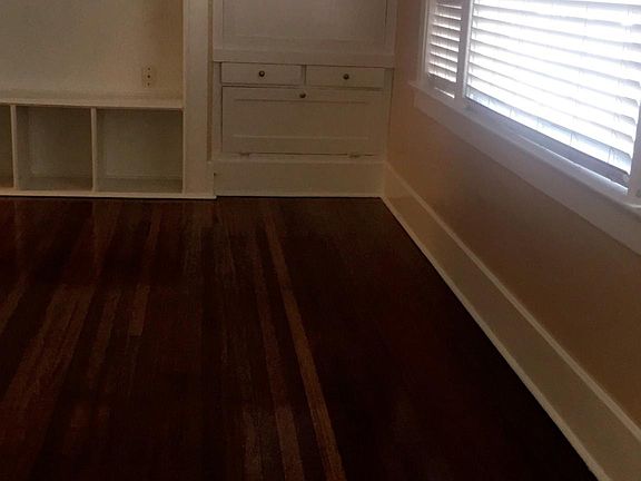 4th image of 1415 E 2nd St APT 5